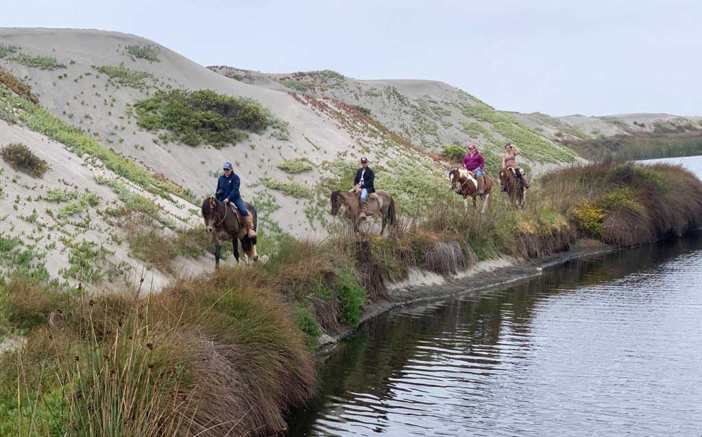 Horseback ride along Aconcagua River