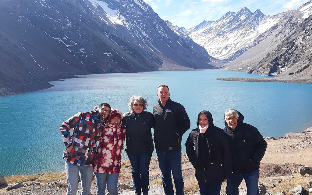Guests at the Laguna del Inca