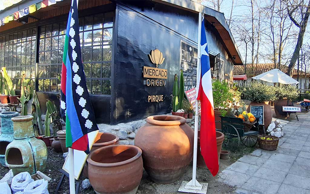 Outside Mercado Origen Shop and Restaurant in Pirque