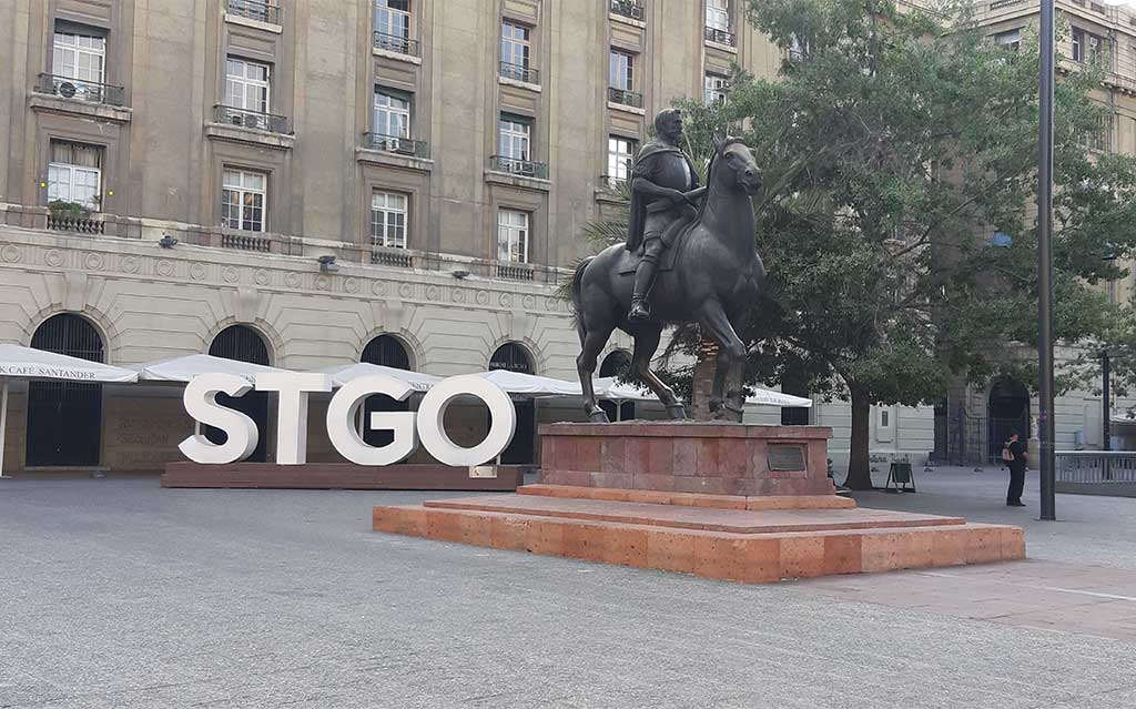 Plaza de Armas and Pedro de Valdivia Statue, Santiago, Chile