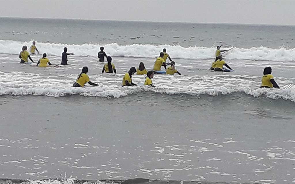 Freestyle surfing