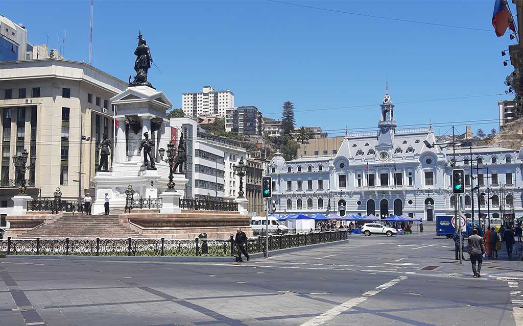 Plaza Sotomayor in Valparaiso