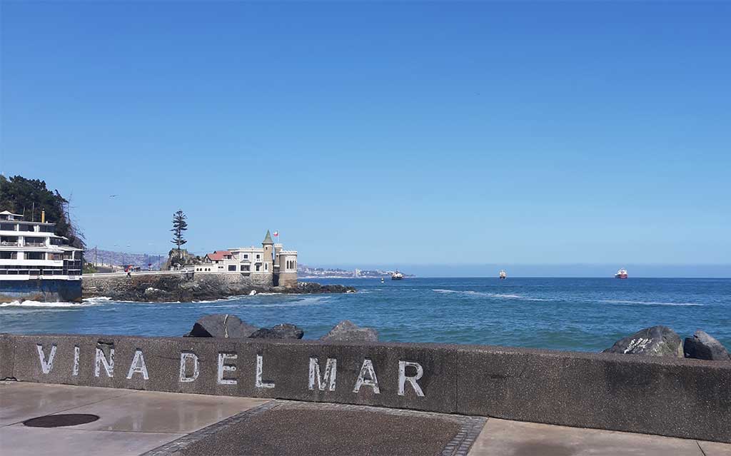 Viña del Mar and the Pacific Ocean