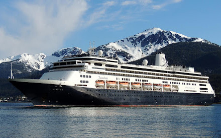 Cruise-Ship-in-Chile-Travel-Information
