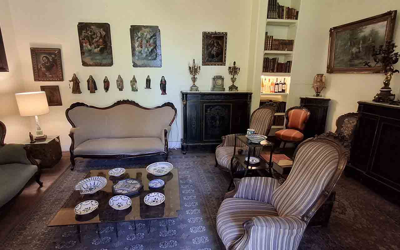 Vina Sanchez de Loria